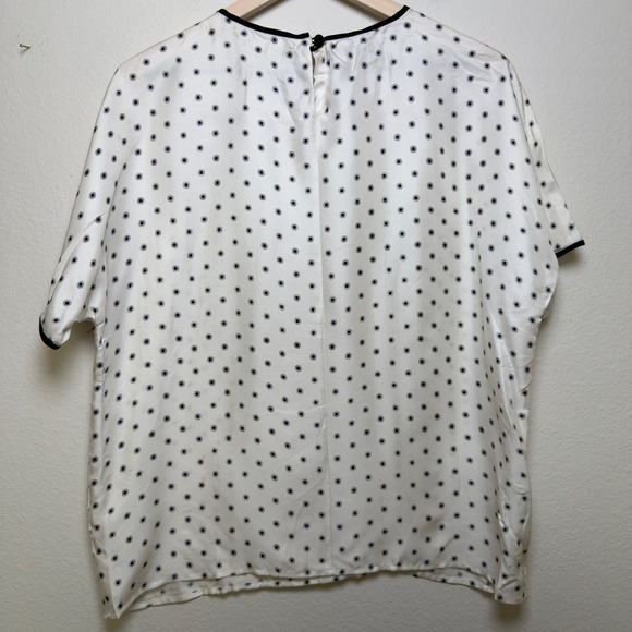 Tahari Women 100% SILK Polka Dot Top 12 Ivory Black Mod Retro Twee Keyhole - Picture 7 of 9